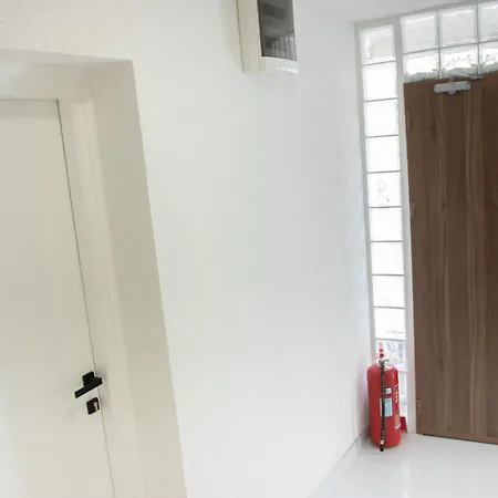 アパート 2 サラエヴォ