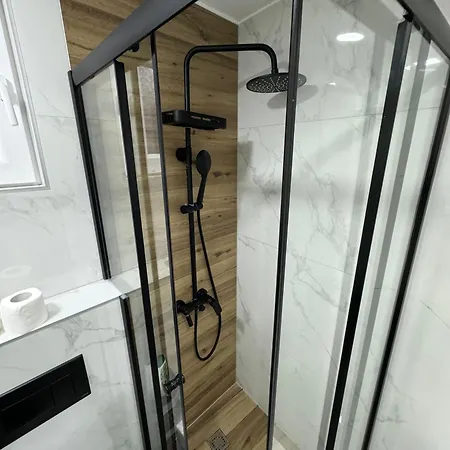 2 アパート サラエヴォ