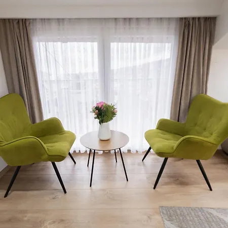 Apartment 2 *